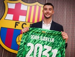 Barcelona Resmi Daftarkan Joan García, Gantikan Ter Stegen yang Cedera Panjang