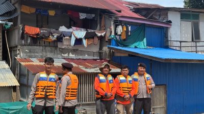 Polres Melawi dan BPBD Siaga 24 Jam Hadapi Banjir di Nanga Pinoh