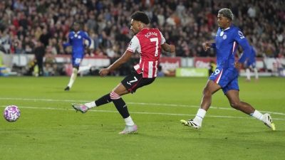 Chelsea vs Brentford: Caicedo Bersinar, Buonanotte Melempem, Palmer