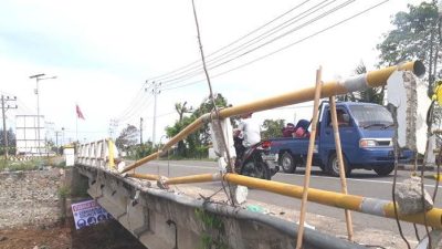 Besi Pengaman Jembatan Melawi II Dilaporkan Hilang