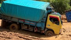 Pemprov Kalbar Tunda Jembatan Fokus Jalan Rusak Ketapang